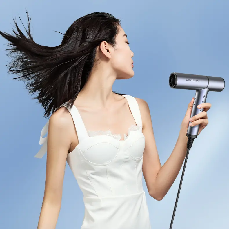 Mastering the Art: How to Blow-Dry Curly Hair Like a Pro
